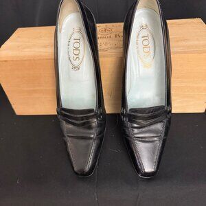 Tod's Low-heeled Black Embellished Loafer